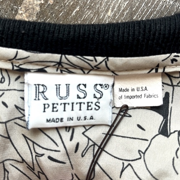 VINTAGE Russ Elephant Print Blouse Size Small - Picture 7 of 9